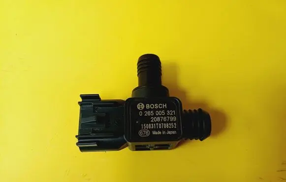 Opel Astra J Air pressure sensor 0265005321