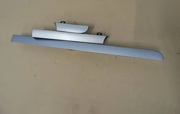 Volkswagen Touran I Dashboard trim 