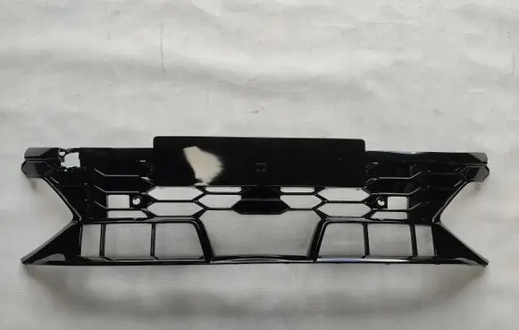 Volkswagen Golf VIII Front bumper lower grill 5H0853677AS