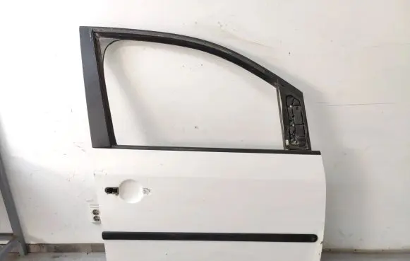 Volkswagen Caddy Front door