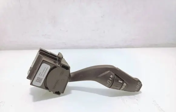 Ford Focus Wiper control stalk AV6T17A553AC 1M11F20094BCH