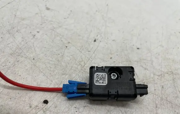 BMW 3 G20 G21 Sensor 6832256