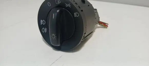 Volkswagen PASSAT B6 Light switch 
