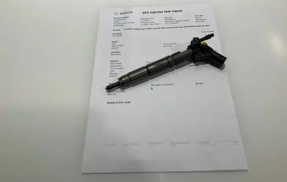 Mercedes-Benz E W211 Fuel injector A6420701887 0445115072 6420701887