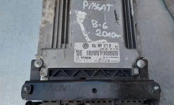 Volkswagen PASSAT B6 Engine control unit/module 03L907309B 0281015131