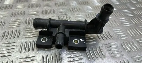 Mazda 6 Engine coolant pipe/hose SH0115290