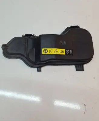 Volvo XC70 Headlight/headlamp dust cover 30760152
