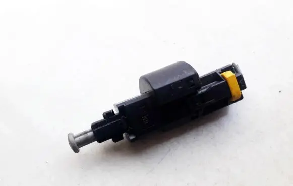 Opel Zafira A Brake pedal sensor switch 09132299 09175172