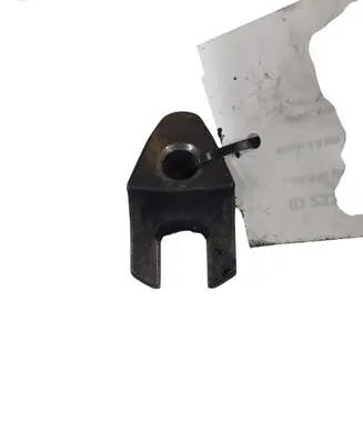 Mazda 3 II Fuel Injector clamp holder 927013