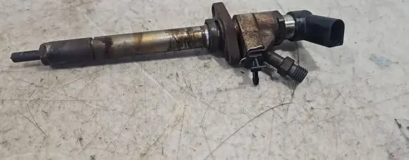 Ford Mondeo MK IV Fuel injector 9657144580