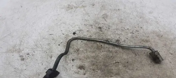Toyota Corolla E120 E130 Fuel injector supply line/pipe NOCODE