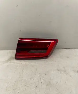 BMW 5 G30 G31 Tailgate rear/tail lights 9481824 BMWG30T2SAE