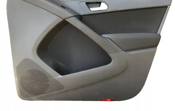 Volkswagen Tiguan Front door card panel trim 5N0867012B