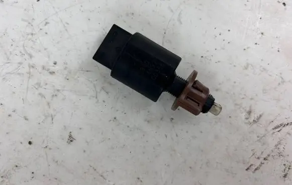 Toyota Mirai Brake pedal sensor switch 3104M92