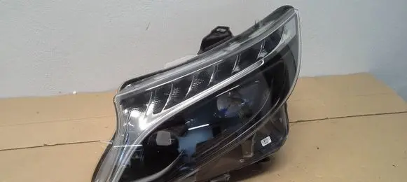 Mercedes-Benz Vito Viano W447 Headlight/headlamp A4479063201