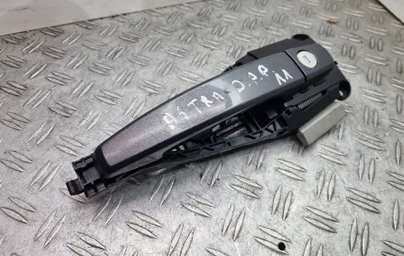 Opel Astra J Front door exterior handle 13344977