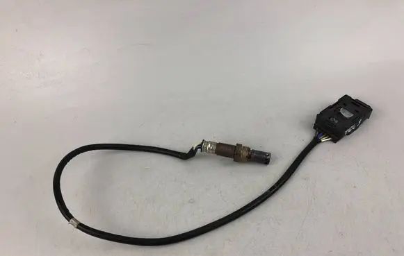 Volkswagen Tiguan Lambda probe sensor 05L907807AC