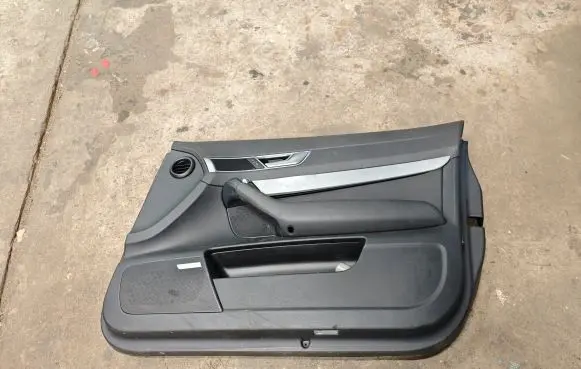 Audi A6 S6 C6 4F Front door card panel trim 4F1867106A 4F2867106A 4F1867106