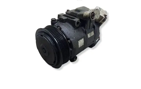 Volkswagen Polo IV 9N3 Air conditioning (A/C) compressor (pump) 6Q0820808KASACJA 6Q0820808