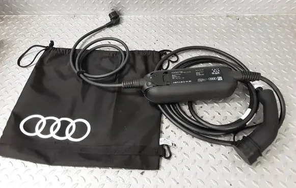 Audi A8 S8 D5 Electric car charging cable 8V4971675CP 7PP971678BH