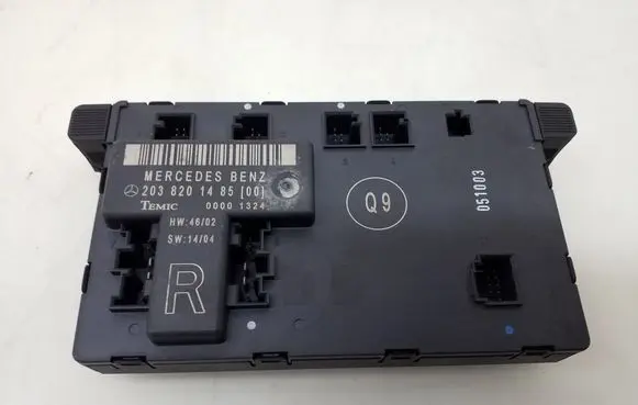 Mercedes-Benz C W203 Door control unit/module A2038201485