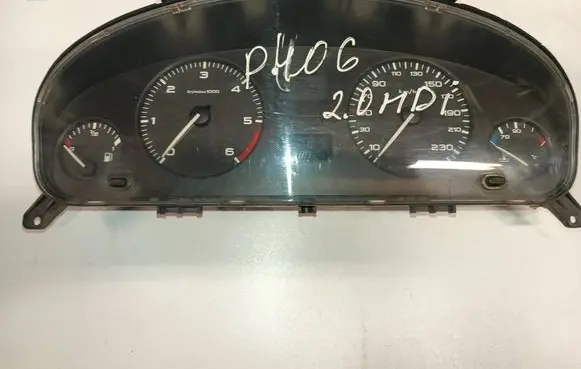 Peugeot 406 Speedometer (instrument cluster) 9639940380