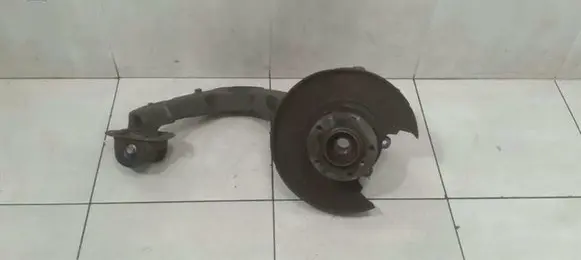 BMW Z4 E85 E86 Rear wheel hub spindle/knuckle 6774776