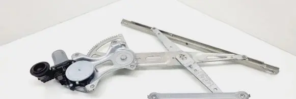 Toyota Verso-S Front door window regulator with motor 6980121020 2621002330 8571035180