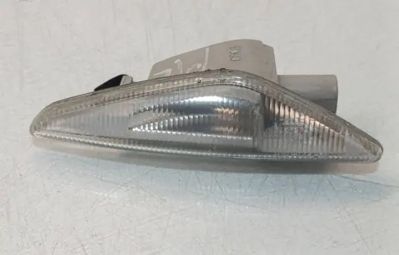 BMW X3 F25 Front fender indicator light 7267977