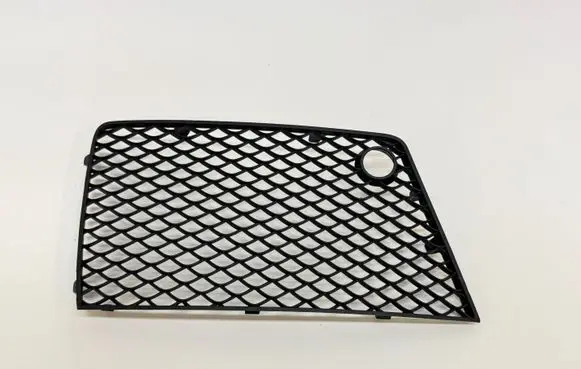 Mercedes-Benz GL X166 Front bumper lower grill A1668854522