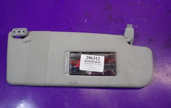 Volkswagen Polo Sun visor