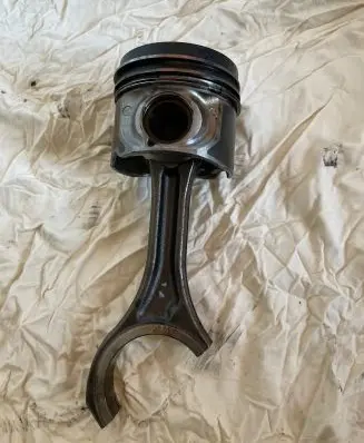 Piston