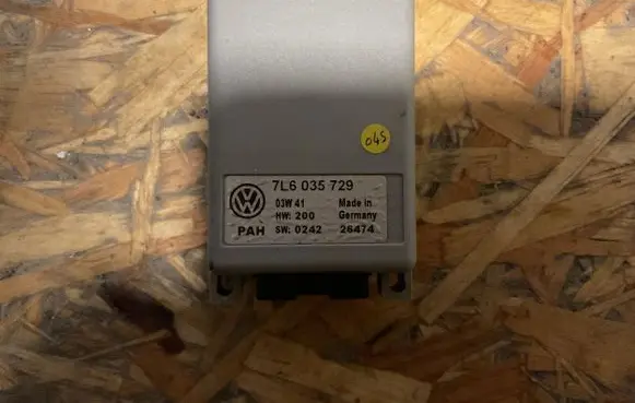 Volkswagen Touareg I Other control units/modules 7L6035729