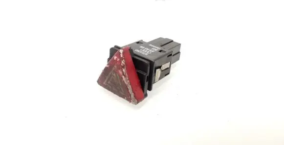 Audi A3 S3 8P Hazard light switch 8P0941509 9751260