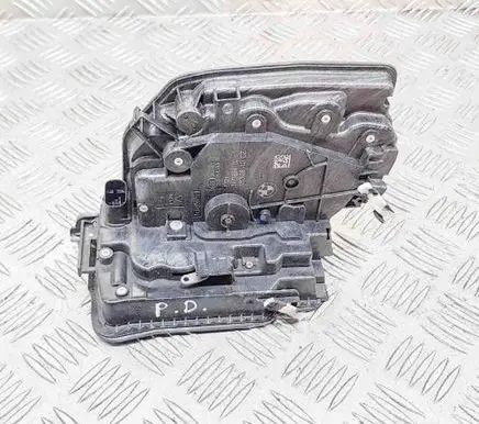 BMW 7 G11 G12 Front door lock 7477694 18283810