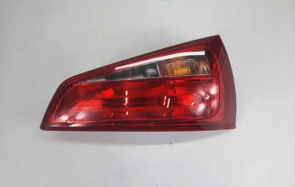 Audi A1 Rear/tail lights 8X0945093