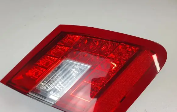 Mercedes-Benz E W212 Tailgate rear/tail lights A2129060358
