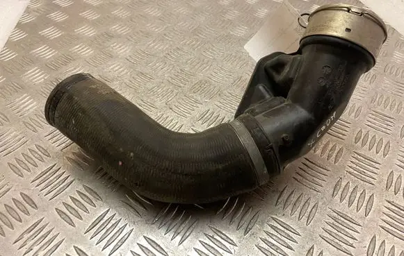 Volvo XC60 Intercooler hose/pipe 31422061 31422062