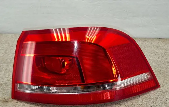 Volkswagen PASSAT B7 Rear/tail lights 3AF945096C 605002 E12990