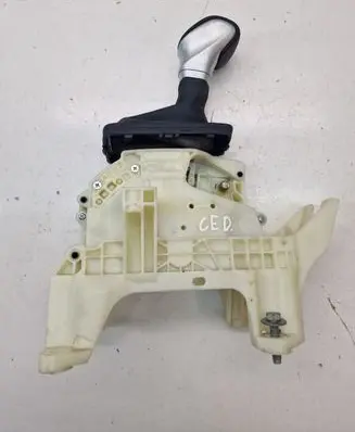 KIA Ceed Gear shifter/selector 46700M6210KB 46700M6210