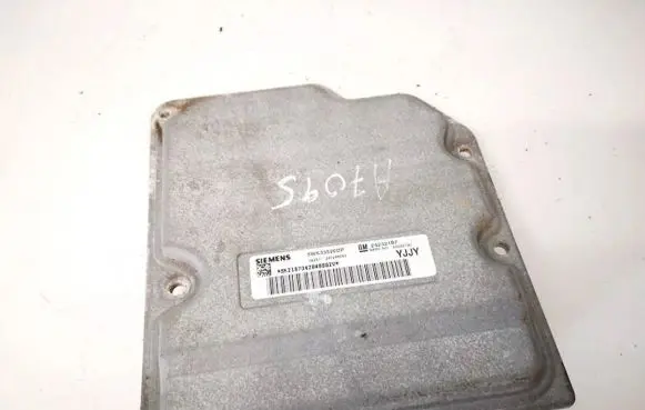 Cadillac SRX Engine control unit/module 24232187 5wk33520dp