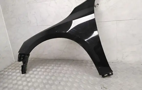 Volvo V60 Fender 