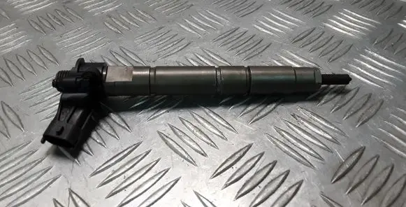 Nissan Qashqai Fuel injector 0445115084