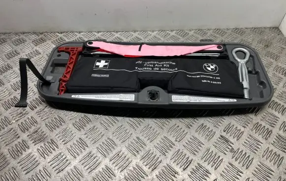 BMW 7 F01 F02 F03 F04 Tool box 6784442