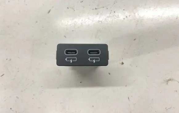 BMW 2 F44 USB control unit 8711938 5A84160 84108711938