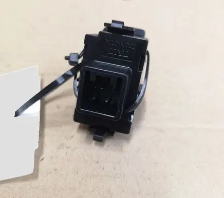 Toyota Corolla Verso AR10 Electric window control switch 848100F010 37181A166A