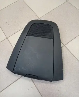 Ford Edge II Glove box EM2BR13549 5075929 C186Y