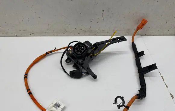 Cupra Leon Electric car charge socket 5FA907175A 5FA971509B