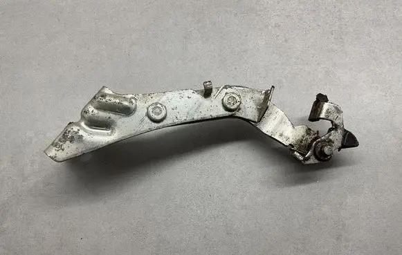 Peugeot Boxer Sliding door lower roller guide/hinge 1385585080 B935