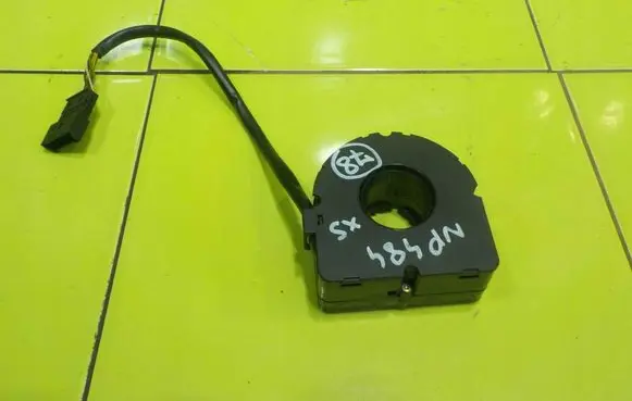BMW X5 E53 Steering angle sensor 6760232 NP484